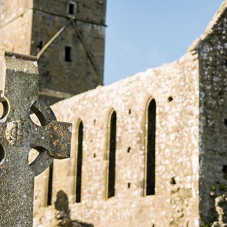 The Arches Hotel Claregalway Dış mekan fotoğraf